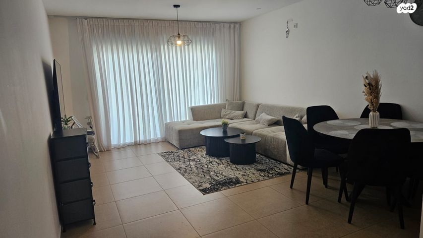 דירה, רבקה אמנו 1, כרמי גת, קרית גת