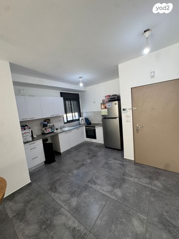 דירה, יצחק שדה 19, רסקו, נהריה