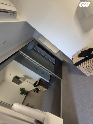 דירה, גולדה מאיר 16, מורשת, מודיעין מכבים רעות