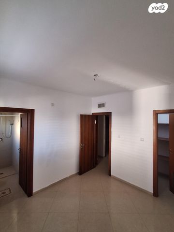 דירה, נחום שריג 27, רמות הרכס, באר שבע