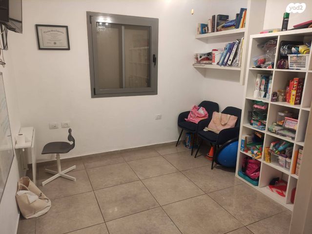 דירה, סמיר משה נקאש 8, כפר גנים ג, פתח תקווה