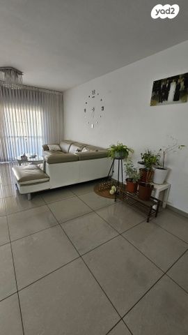 דירה, שדרות הציונות 7, לוד