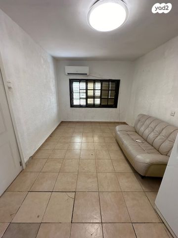 דירה, יהודה, קרית ים ב', קרית ים