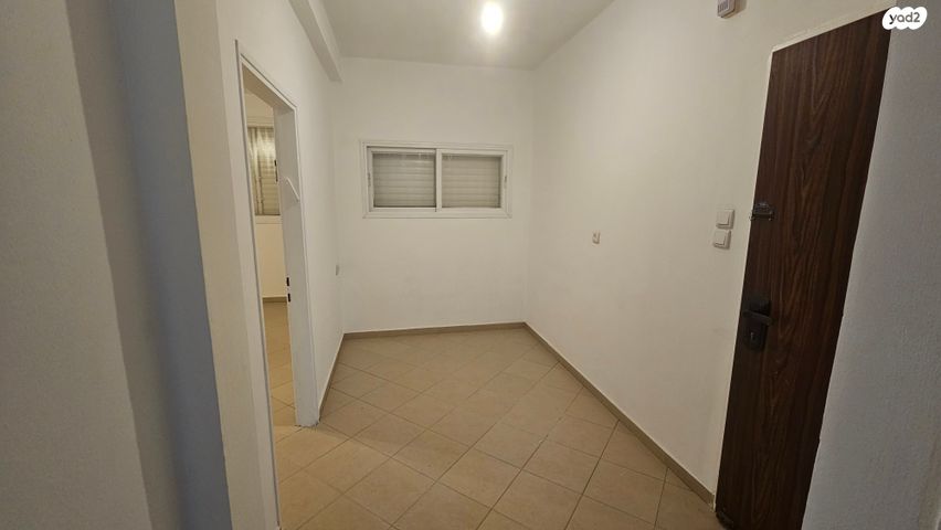 דירת גן, קפלן, קרית אונו