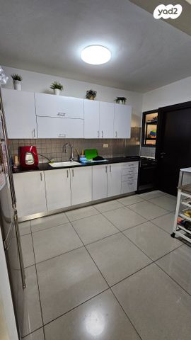 דירה, שדרות הציונות 7, לוד