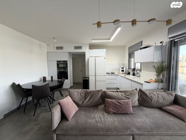 דירה, גרגר הנחלים, אילת