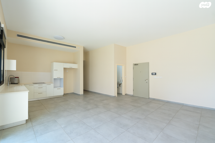 דירת גן, אור ים, אור עקיבא