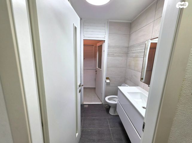 דירה, הרב לוי, רמת הנשיא, בת ים