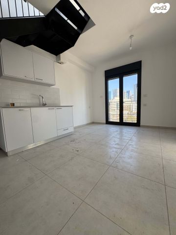 גג/ פנטהאוז, הגר"א, נווה שאנן, תל אביב יפו