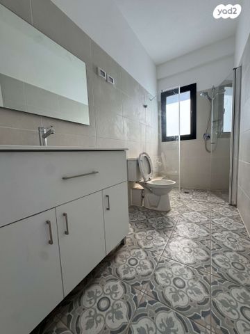 גג/ פנטהאוז, הגר"א, נווה שאנן, תל אביב יפו