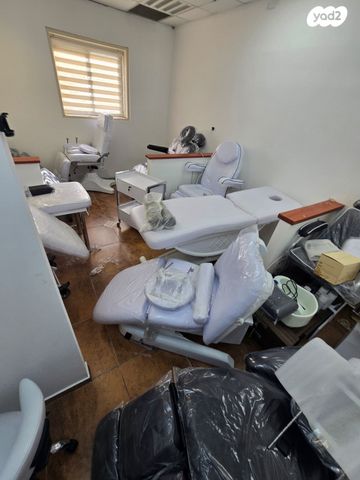 חנויות/ שטח מסחרי, יוסף לישנסקי 27, מב"ת מערב, אזור תעשייה חדש, ראשון לציון