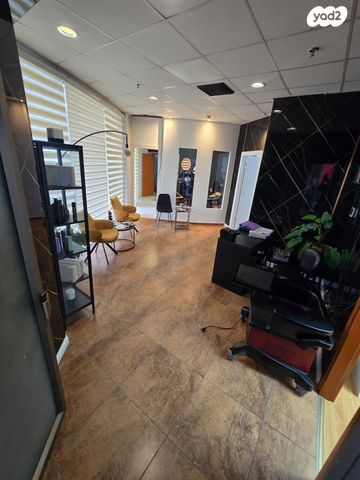 חנויות/ שטח מסחרי, יוסף לישנסקי 27, מב"ת מערב, אזור תעשייה חדש, ראשון לציון