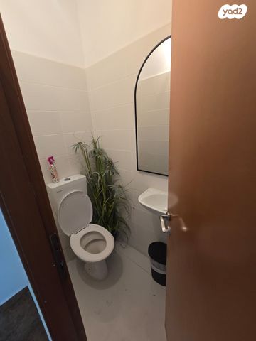 חנויות/ שטח מסחרי, יוסף לישנסקי 27, מב"ת מערב, אזור תעשייה חדש, ראשון לציון