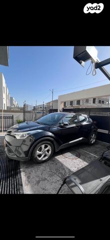 טויוטה C-HR