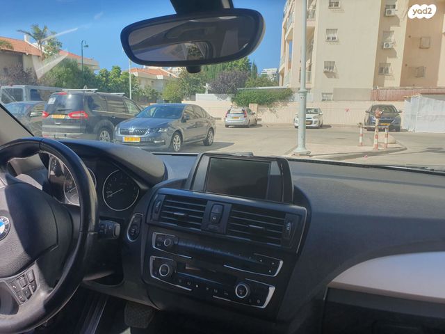 מודעת רכב ב מ וו סדרה 1