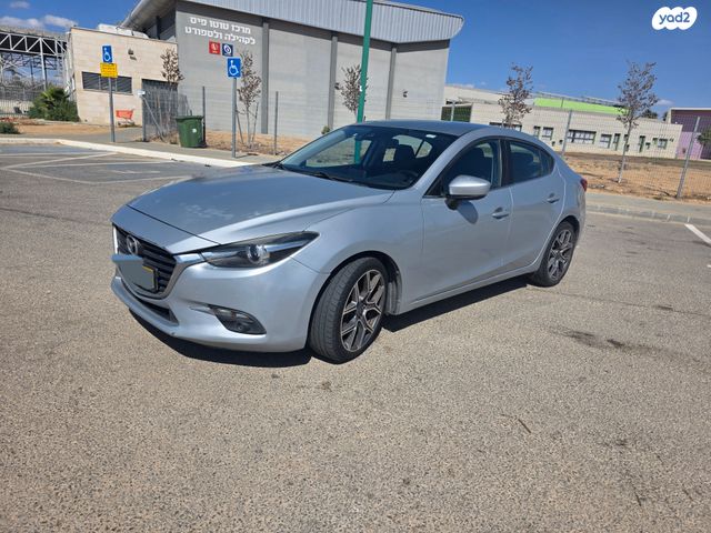 מודעת רכב מאזדה 3