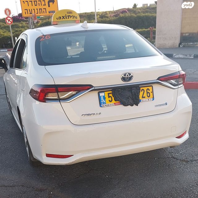 טויוטה קורולה