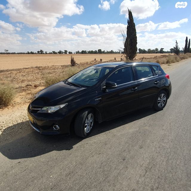 טויוטה אוריס