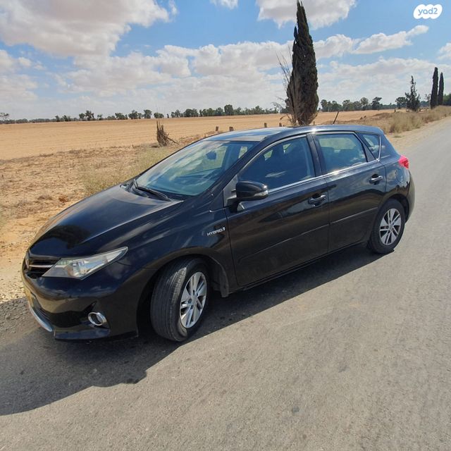 מודעת רכב טויוטה אוריס