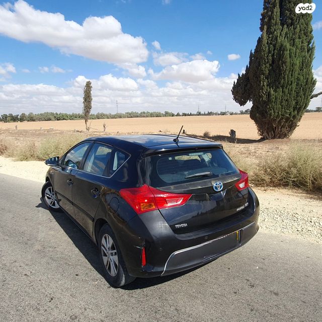 טויוטה אוריס