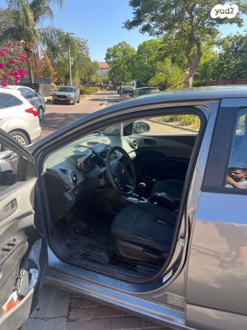 שברולט סוניק