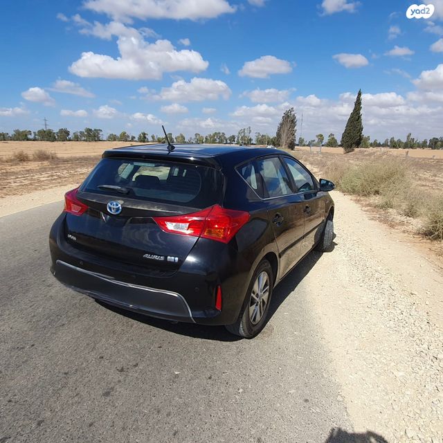 טויוטה אוריס