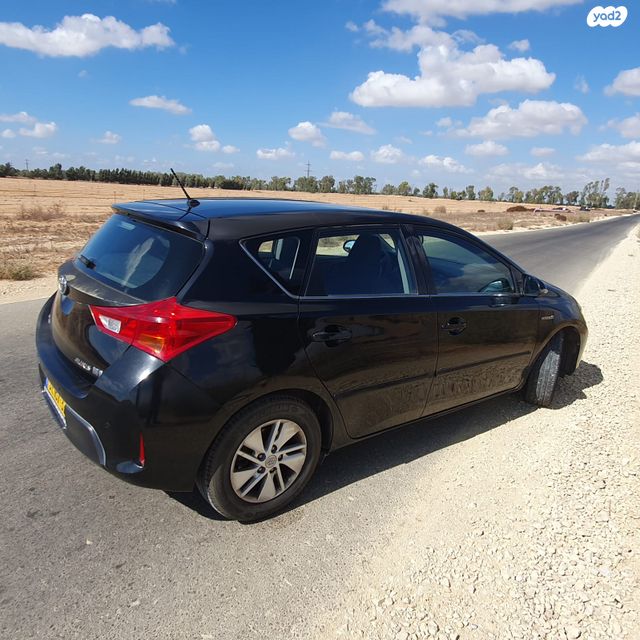 טויוטה אוריס