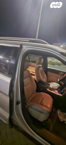 מודעת רכב פורד אקספלורר