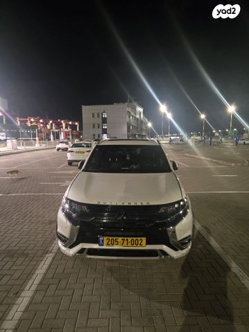 מיצובישי אאוטלנדר