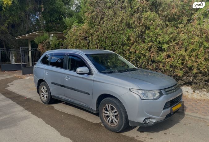 מיצובישי אאוטלנדר