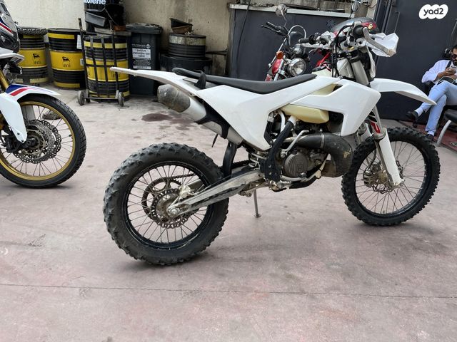 מודעת רכב הוסקוורנה TE300