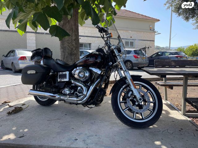 מודעת רכב הרלי דיווידסון לואו ריידר 103