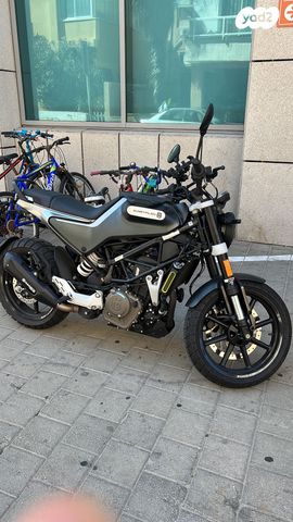 מודעת רכב הוסקוורנה SVARTPILEN 250