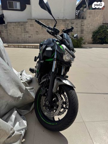 קאוואסאקי Z650 abs