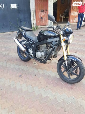 יוסאנג GT250 קומט