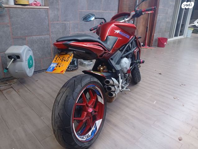 MV Agusta Brutale 800