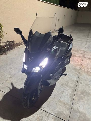 סאן יאנג קרוזים 300