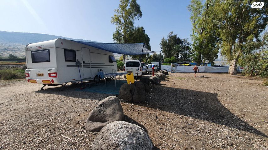 מודעת רכב נגרר (קראוון נגרר)