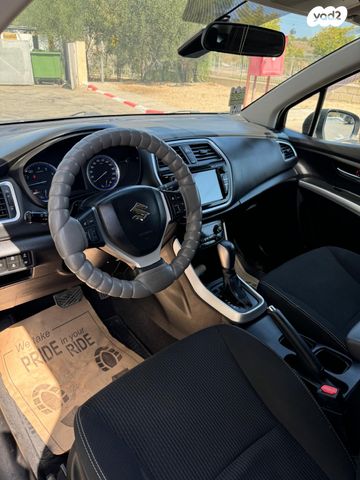 סוזוקי קרוסאובר