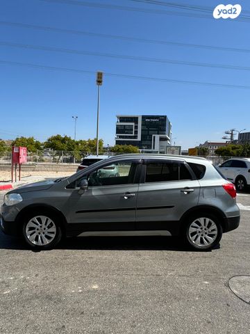 סוזוקי קרוסאובר