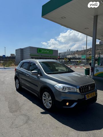 סוזוקי קרוסאובר