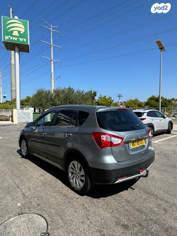 סוזוקי קרוסאובר