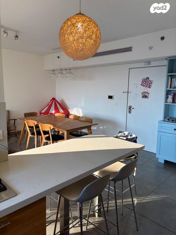 דירה, יצחק רבין 14, פסגת אונו, קרית אונו