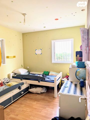 דירה, יצחק בן צבי 16, כפר גנים ב, פתח תקווה