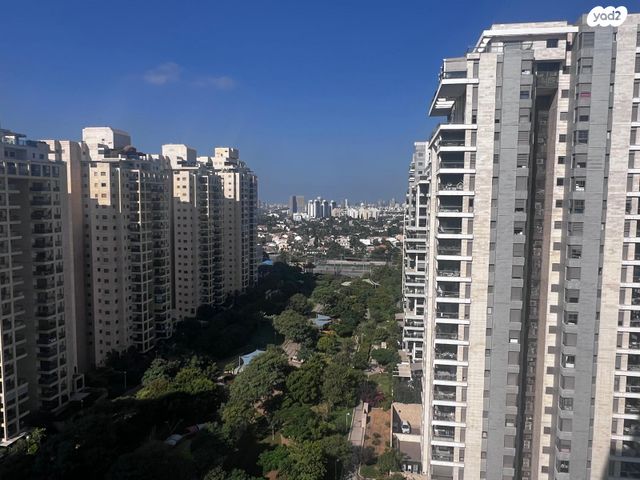 דירה, יצחק רבין 14, פסגת אונו, קרית אונו