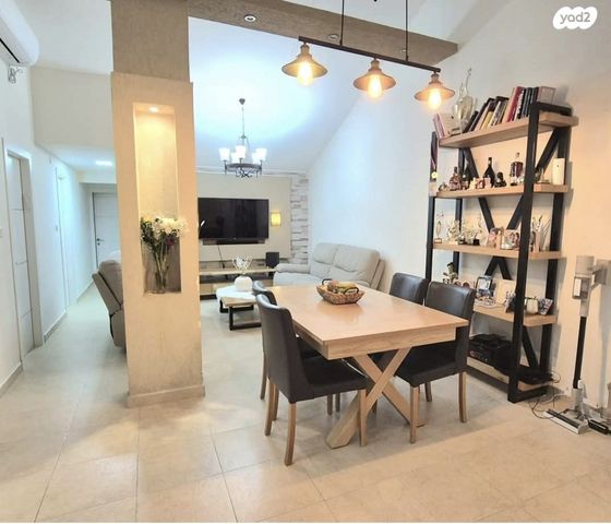 בית פרטי/ קוטג', מבצר עכו 21, ממשית, דימונה