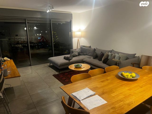 דירה, יצחק רבין 14, פסגת אונו, קרית אונו