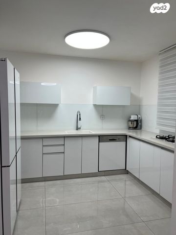 דירת גן, רות המואביה 21, האמהות, שחמון, רובע 9, אילת