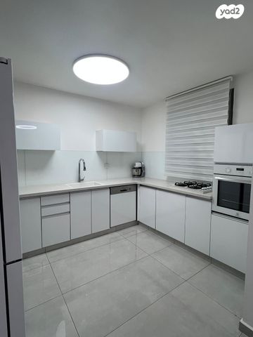 דירת גן, רות המואביה 21, האמהות, שחמון, רובע 9, אילת