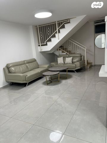 דירת גן, רות המואביה 21, האמהות, שחמון, רובע 9, אילת